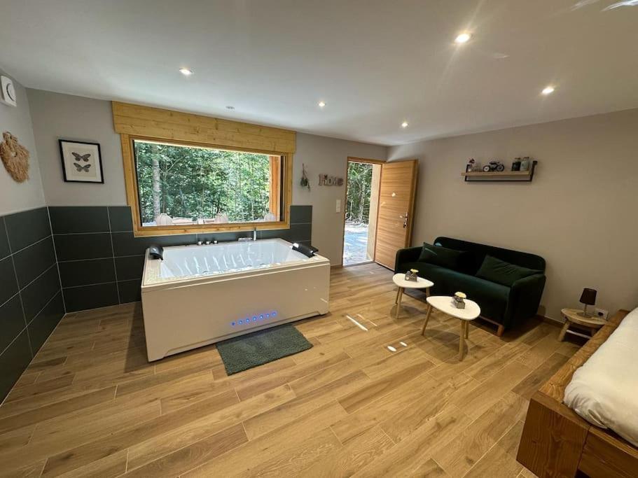Jacuzzi En Foret *